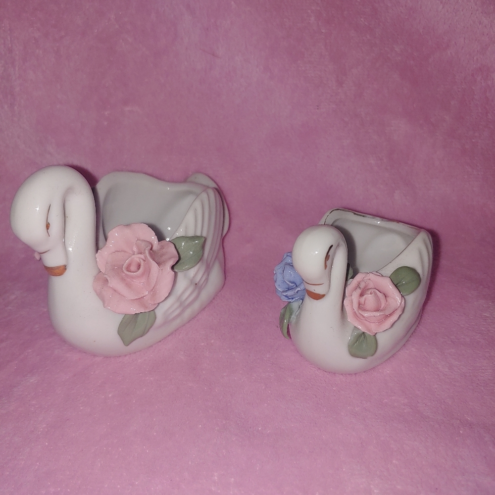 Vintage porcelain swans. Red stamp.